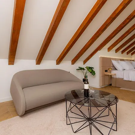Olea Luxury & krevet i doručak 3*