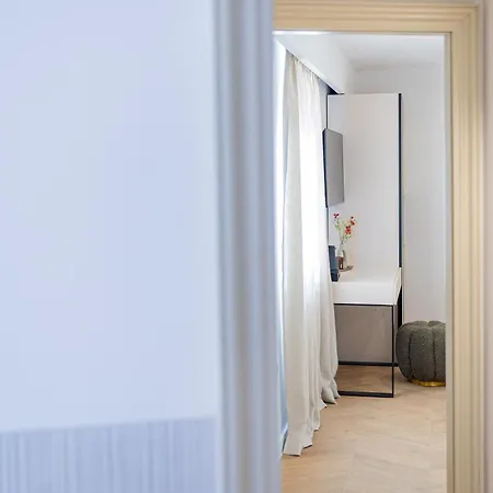 Olea Luxury & 3*