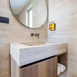 Olea Luxury & 3*