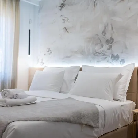 Olea Luxury &