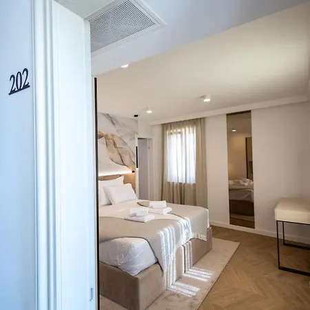 Olea Luxury & Couette-café *