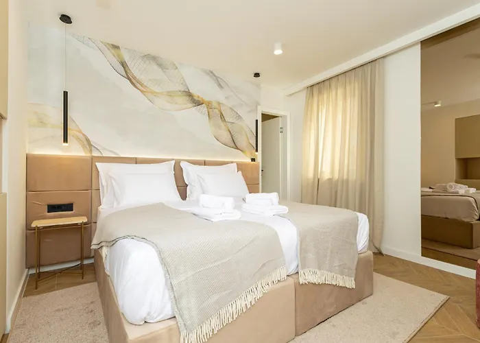 Olea Luxury &