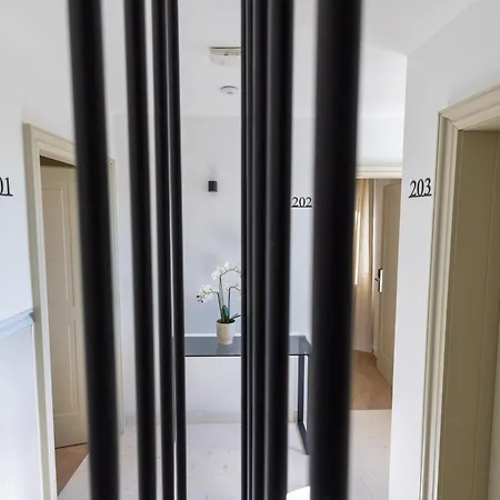 Olea Luxury & سبليت