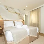 Olea Luxury &