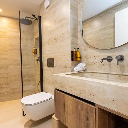 ベッド・アンド・ブレックファスト Olea Luxury & 4*