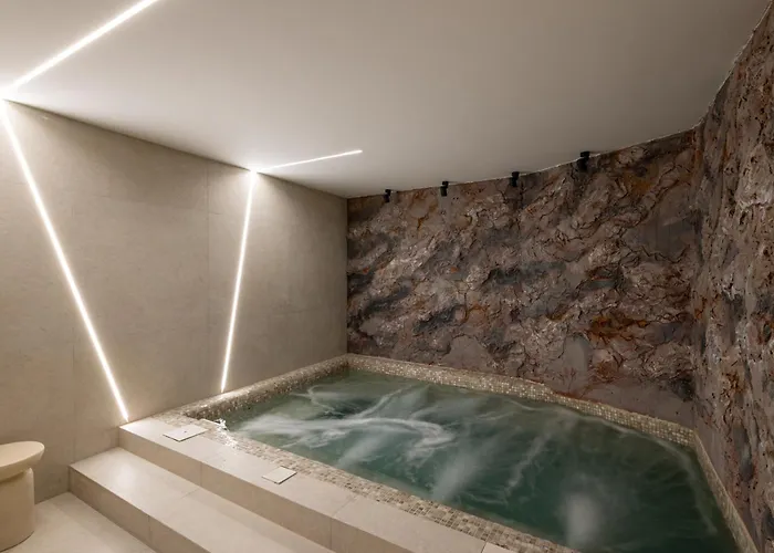 Olea Luxury & 3*