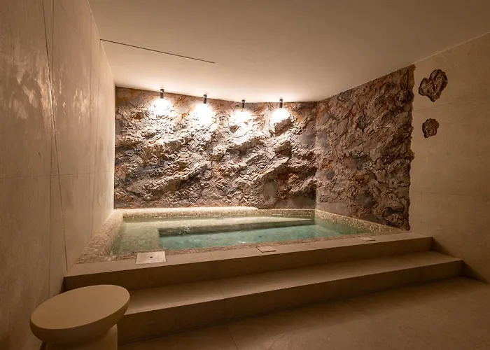 Olea Luxury & 3*
